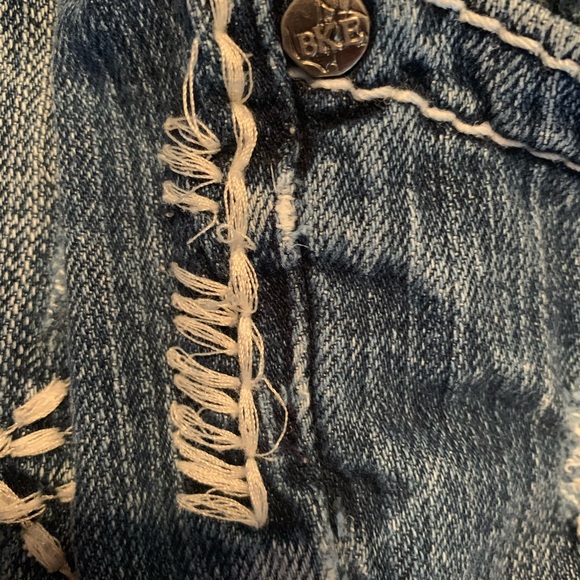 BKE Stella Denim Shorts - Picture 6 of 7